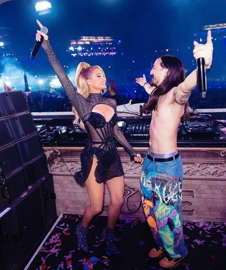 Paris Hilton hd star img