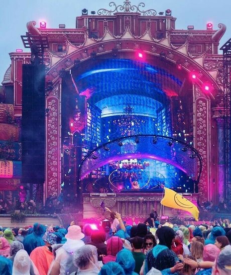 Paris Hilton model erotic picture