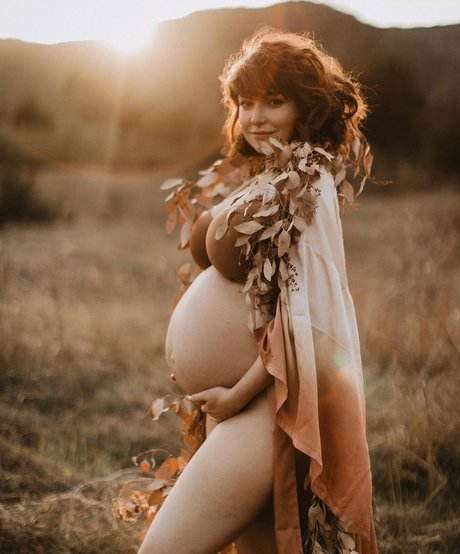 Milana Vayntrub pornstar nudes galleries