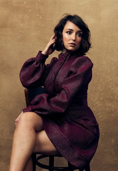 Milana Vayntrub sexy pornstar photo