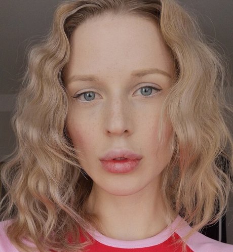 Ellaa91 pretty actress picture