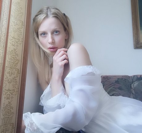 Ellaa91 nudes star gallery