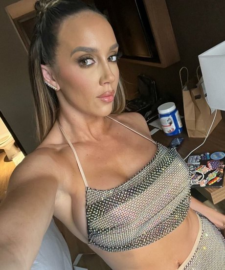 Chelsea Green erotic actress img