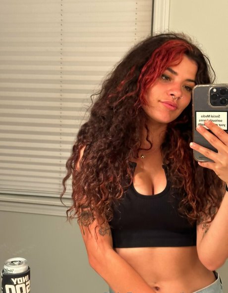 issameg pornstar art images