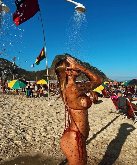 Yara Lore model galleries