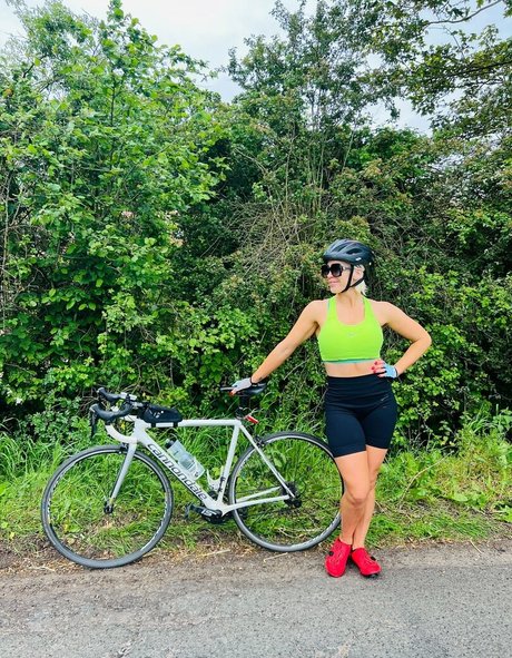 rebeccamoreuk free star photo