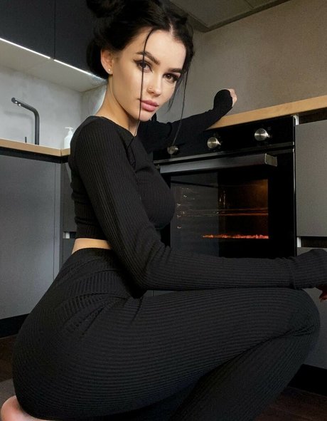 Chrysolite Profile pic