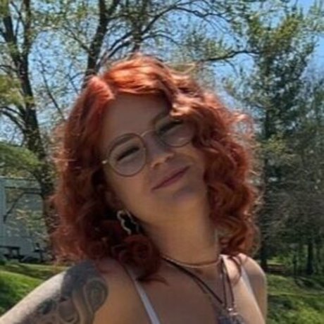 Gingiehippie model high quality pic