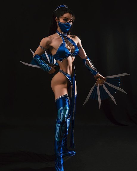 Yuan Herong model exclusive pic