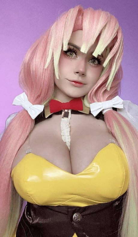 Punk Macarroni model erotic picture