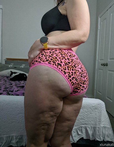 xlunakali naked actress photo