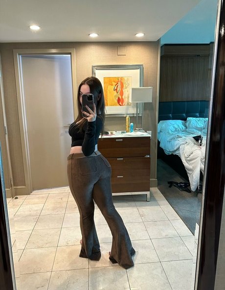 Saikui exclusive pornstar galleries