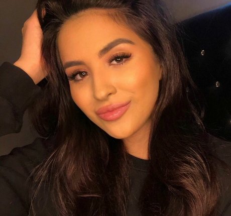 yourfutureexwifey star adult gallery