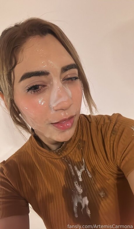 Artemis Carmona model nude photo