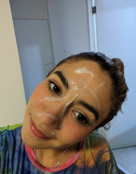 Artemis Carmona model nice images