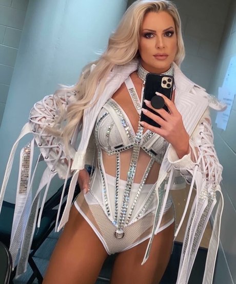 Maryse WWE pretty pornstar pics