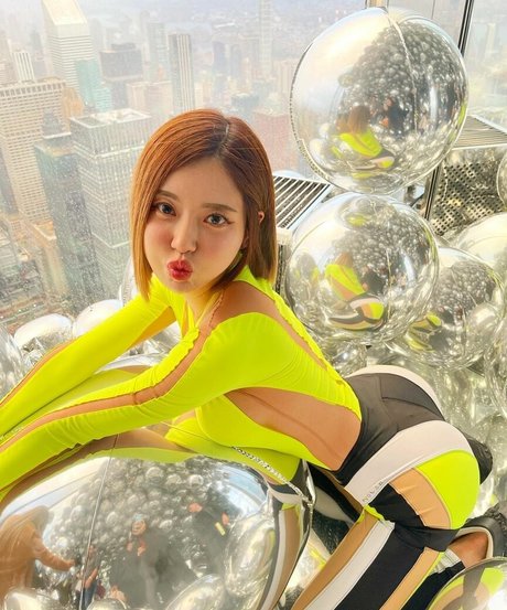 DJ Soda model beautiful galleries