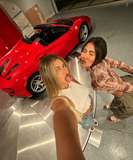 Sofia Jamora sexy actress images