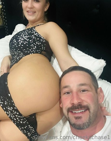 cheekschase1 hot star pics