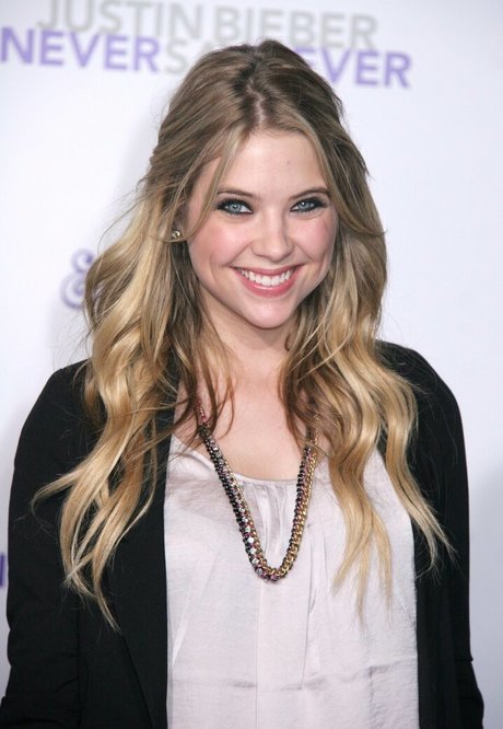 Ashley Benson perfect model pics