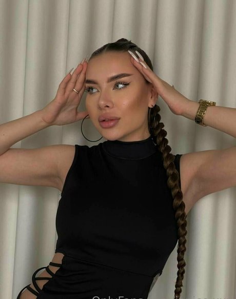 janice xxx art star img