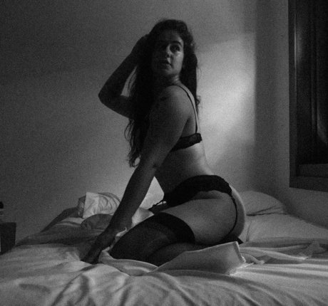 Kareningold pornstar art pic