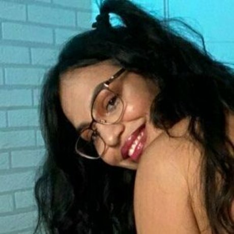 sahilysweett nudes model photo