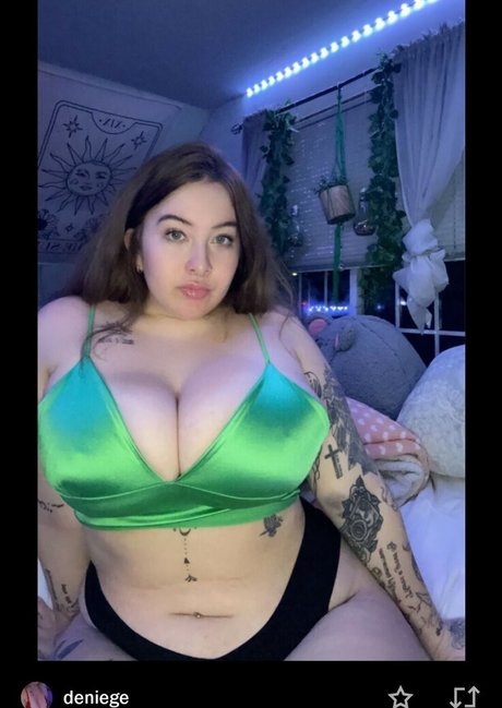 Xdennnii xxx actress galleries