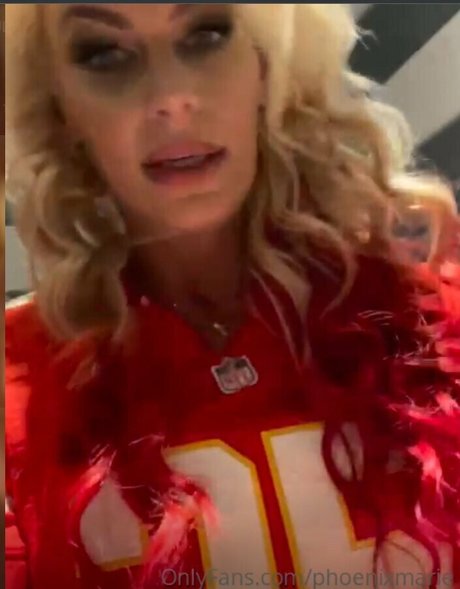 phoenixmarie star perfect image