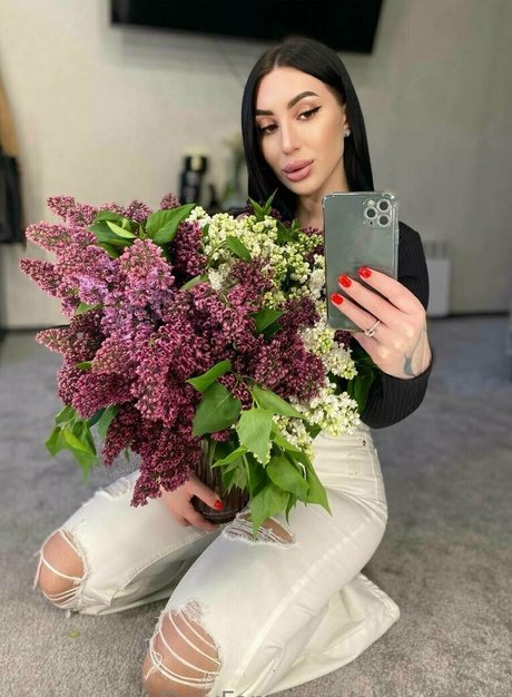 alina greys xxx actress pictures