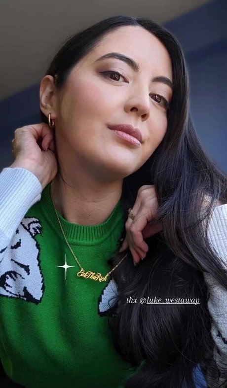 Jane Douglas model pretty img