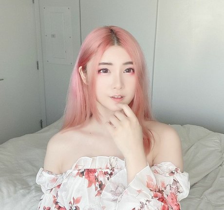 lily275 hot pornstar img