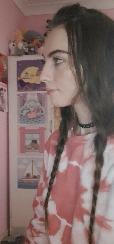 shy spice exclusive star pics