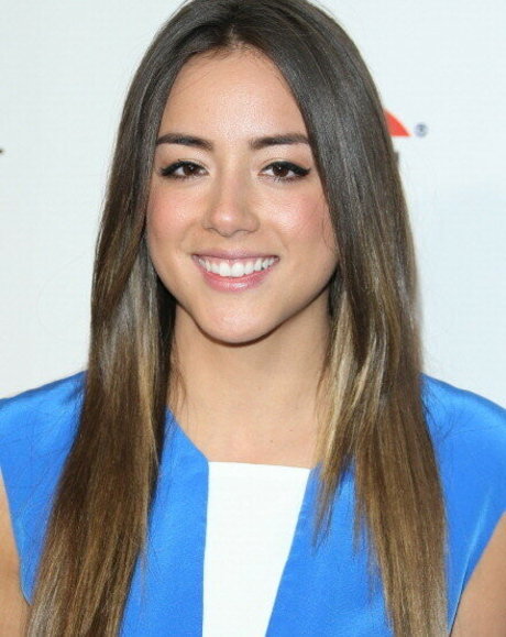 Chloe Bennet model high quality pics