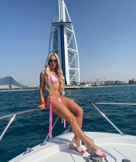 Charley Hull hot model pic