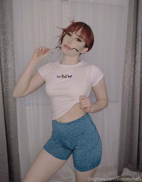 bootiesmalls pretty pornstar archive