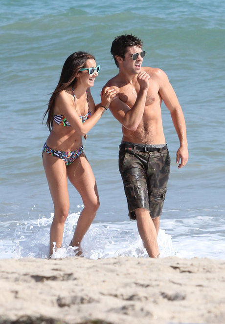 Ashley Tisdale beautiful actress images