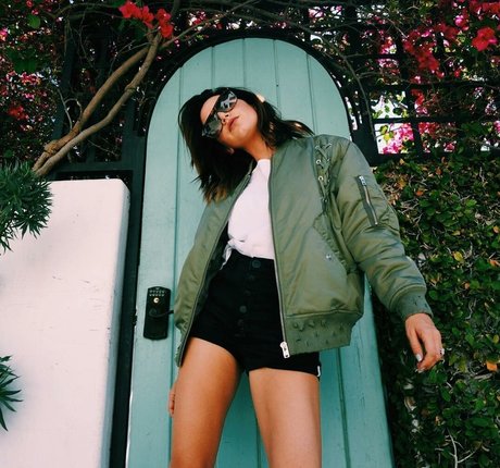 Ashley Tisdale star pornographic images