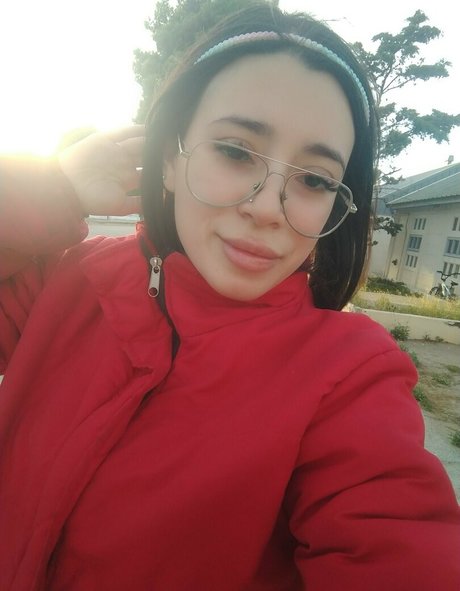 carolinee2000 pornstar nice gallery