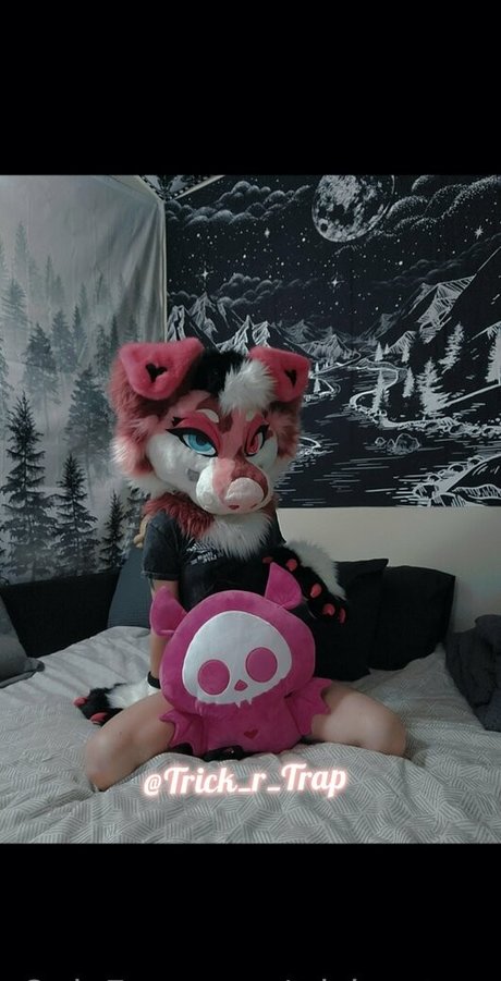 trick r trap nudes model archive