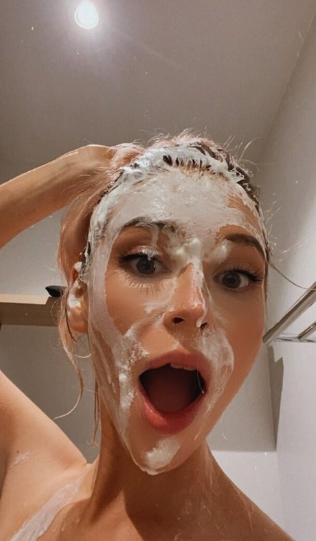 Beba Han model hd image