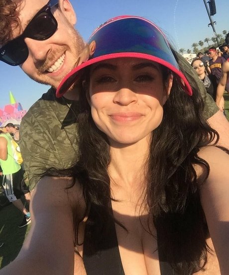 Cassie Steele top actress photo