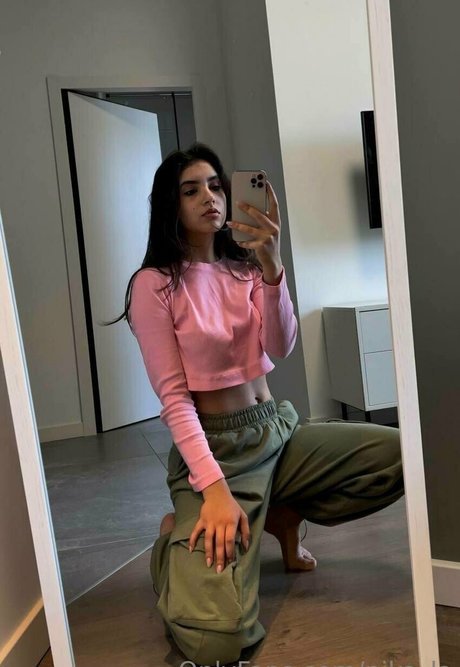 nika la model high quality photos