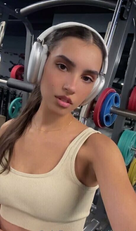 nika la perfect pornstar pics