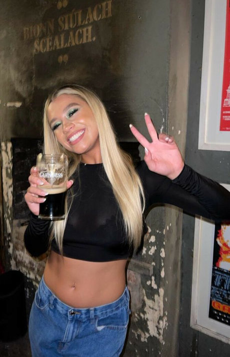 Molly Rainford naked actress galleries