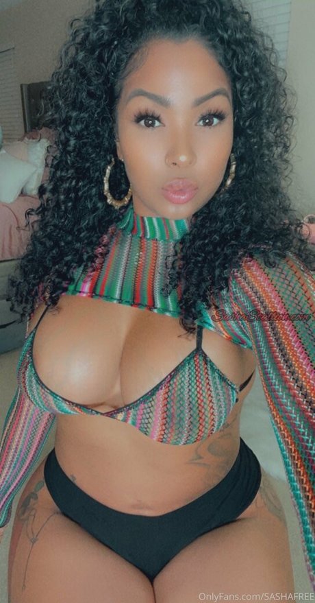sashasfree model nudes img