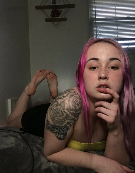 LolaxPeach top actress picture