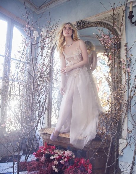 Elle Fanning Profile pic