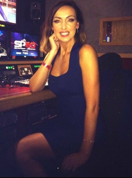 Sally Nugent model nude pic