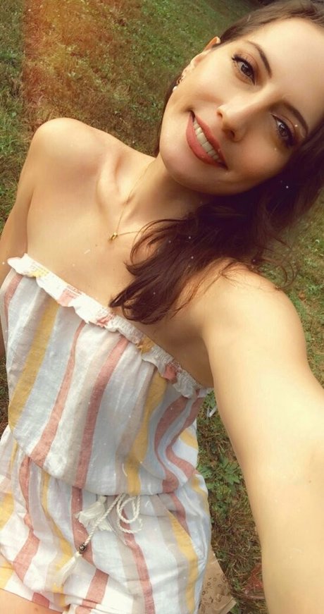 michellekunis nudes actress pics